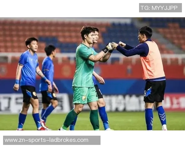 博主透露鲲城曾与穆谢奎谈解约降薪未果并欲与多米尼克解约 博主透露鲲城曾与穆谢奎谈解约降薪未果并欲与多米尼克解约