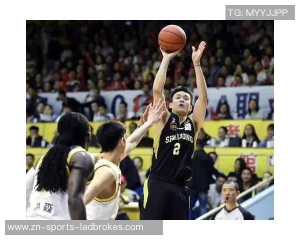 华子提前离场沮丧落后29分球员通道内情引发热议 华子提前离场沮丧落后29分球员通道内情引发热议