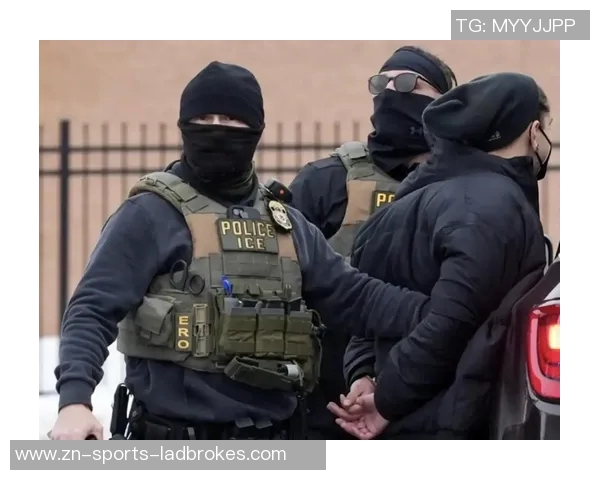 文班谈ICE枪击事件感受:作为外国人在美国生活的恐惧与不安 文班谈ICE枪击事件感受:作为外国人在美国生活的恐惧与不安