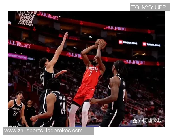 KD称赞伊森全能防守能力并强调适应首发球员的上场时间重要性 KD称赞伊森全能防守能力并强调适应首发球员的上场时间重要性